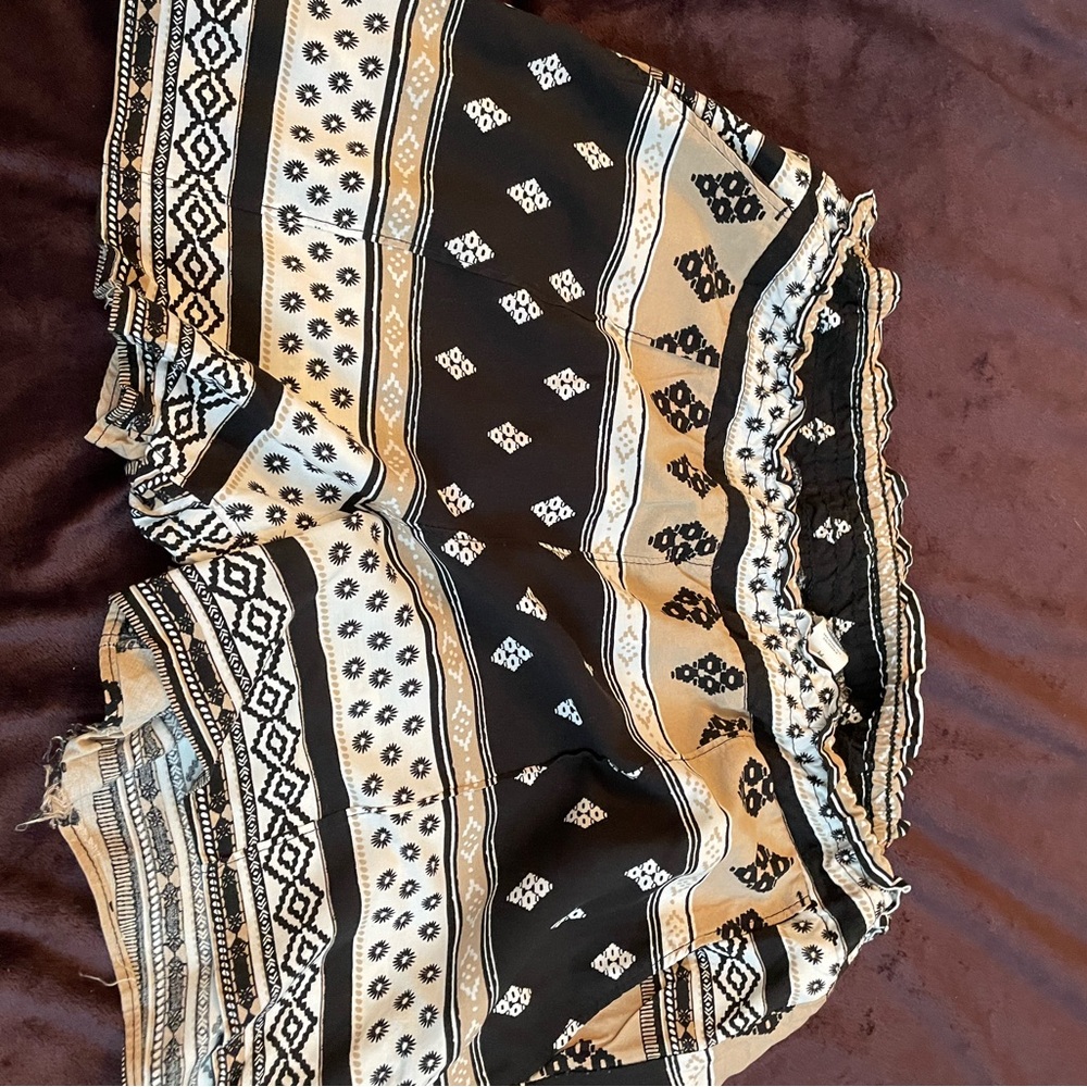 Casual flowy shorts-sz med